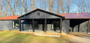 Chad's PickwickLake Retreat